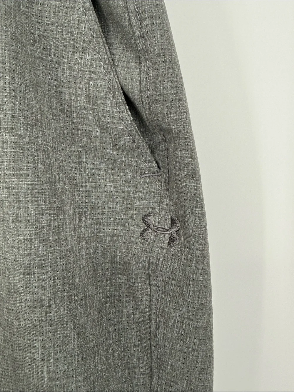 Under Armour Men's Dress Pants in Charcoal Gray